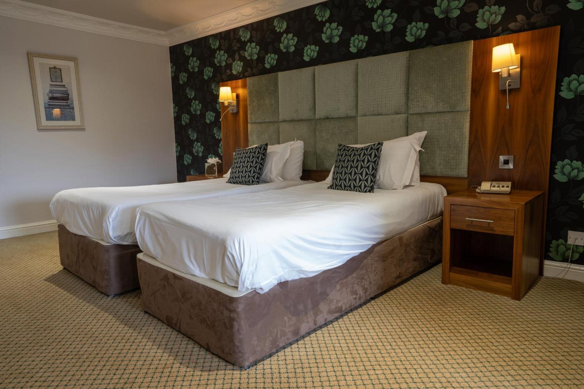 ווייקפילד Waterton Park Hotel מראה חיצוני תמונה
