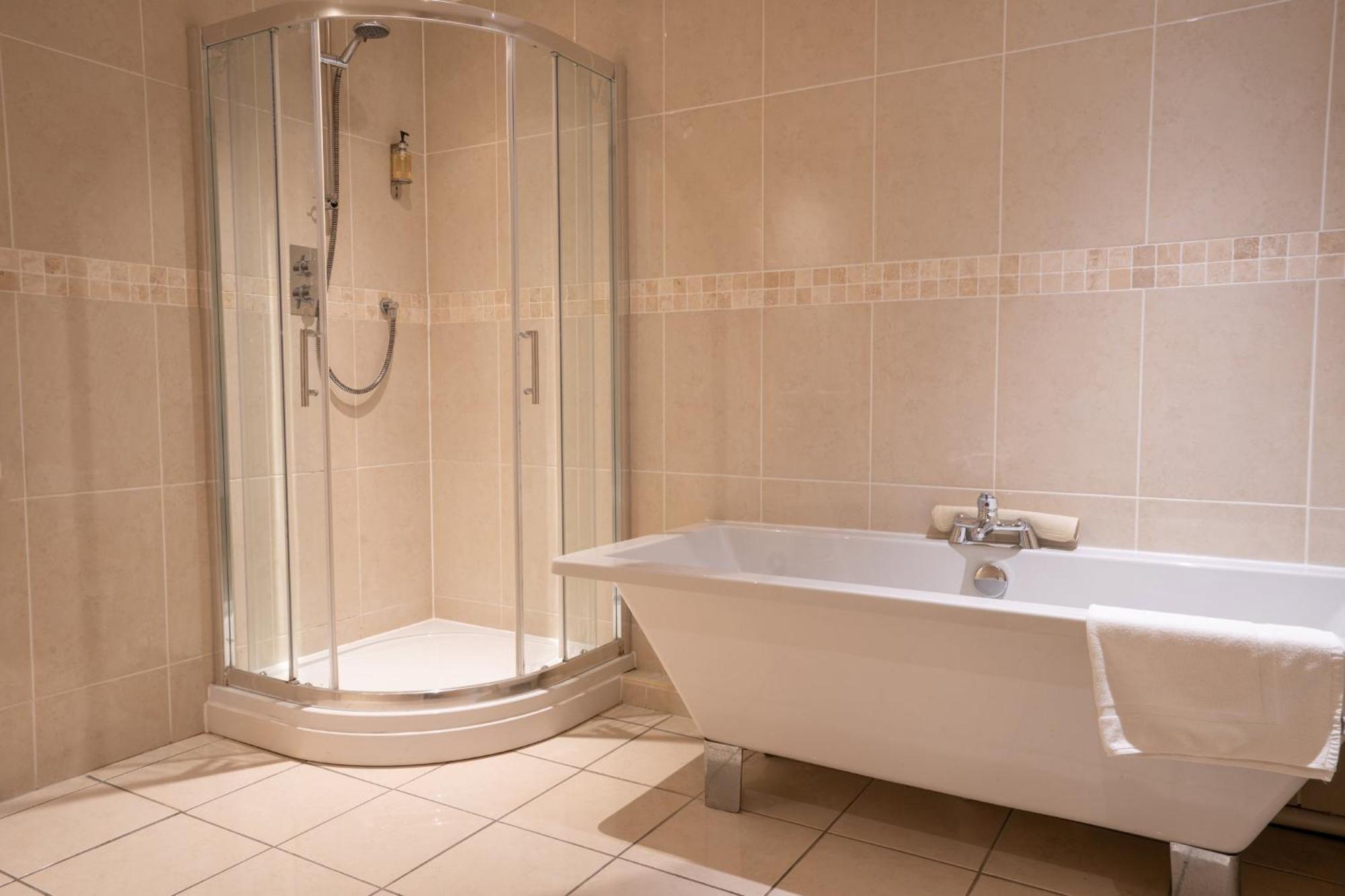 ווייקפילד Waterton Park Hotel מראה חיצוני תמונה